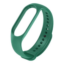 Заредете изображение във визуализатора на галерията – Replacement silicone band for Xiaomi Smart Band 7 strap bracelet bracelet dark green - TopMag
