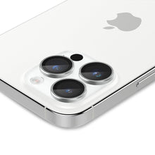 Заредете изображение във визуализатора на галерията – SPIGEN OPTIK.TR ”EZ FIT” camera protector 2-pack for IPHONE 14 PRO / 14 PRO MAX silver
