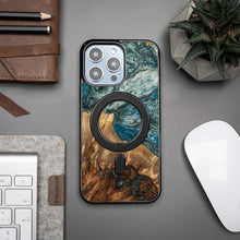Заредете изображение във визуализатора на галерията – Wood and Resin Case for iPhone 14 Pro Max MagSafe Bewood Unique Planet Earth - Blue Green
