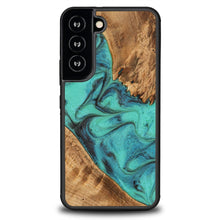 Заредете изображение във визуализатора на галерията – Wood and resin case for Samsung Galaxy S22 Bewood Unique Turquoise - turquoise and black

