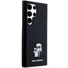 Заредете изображение във визуализатора на галерията – Karl Lagerfeld Silicone Karl&amp;Choupette Metal Pin case for Samsung Galaxy S23 Ultra - black
