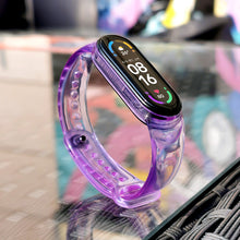 Заредете изображение във визуализатора на галерията – Replacment silicone band strap for Xiaomi Mi Band 6 / 5 purple

