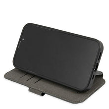 Заредете изображение във визуализатора на галерията – Guess GUBKP13L4GMGGR iPhone 13 Pro / 13 6,1" szary/grey book 4G Big Metal Logo
