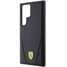 Заредете изображение във визуализатора на галерията – Original FERRARI hardcase Hot Stamp V Lines MagSafe FEHMS24LP3BAK for Samsung Galaxy  S24 Ultra Black
