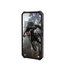 Заредете изображение във визуализатора на галерията – ( UAG ) Urban Armor Gear Monarch case for SAMSUNG S22 PLUS 5G kevlar black
