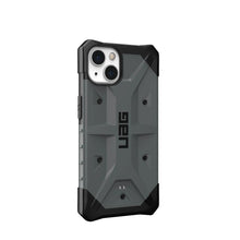 Заредете изображение във визуализатора на галерията – ( UAG ) Urban Armor Gear Pathfinder for IPHONE 13 silver
