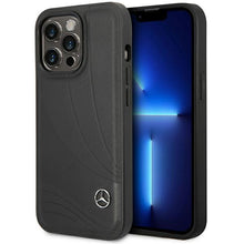 Заредете изображение във визуализатора на галерията – Mercedes MEHCP14L8ROLK iPhone 14 Pro 6.1" black/black hardcase Leather Wave Pattern
