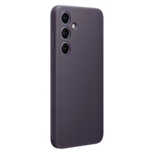 Заредете изображение във визуализатора на галерията – Samsung Vegan Leather Case GP-FPS921HCAVW for Samsung Galaxy S24 - dark purple
