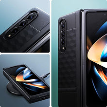 Заредете изображение във визуализатора на галерията – CASEOLOGY PARALLAX GALAXY Z Fold 5 MATTE BLACK
