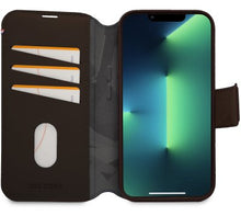 Заредете изображение във визуализатора на галерията – Decoded Detachable Wallet - MagSafe Compatible Leather Protective Case for iPhone 14 Plus (brown)
