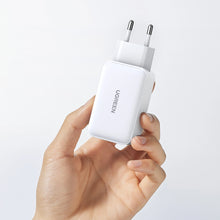Заредете изображение във визуализатора на галерията – Ugreen CD244 65W USB-A / 2x USB-C GaN fast charger - white
