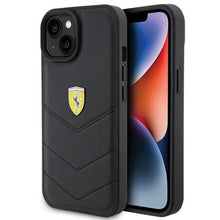 Заредете изображение във визуализатора на галерията – Original FERRARI hardcase Quilted Metal Logo FEHCP15SRDUK do Iphone 15 Black
