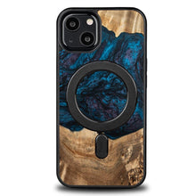 Заредете изображение във визуализатора на галерията – Wood and Resin Case for iPhone 13 MagSafe Bewood Unique Neptune - Navy and Black
