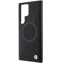 Заредете изображение във визуализатора на галерията – Original Case BMW hardcase Signature Leather Half Textured &amp; Circle MagSafe BMHMS24L23RTPK for Samsung Galaxy S24 Ultra Black

