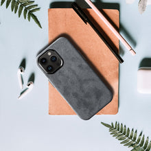 Заредете изображение във визуализатора на галерията – Alcane Magsafe Case for Iphone 14 Pro Max Grey
