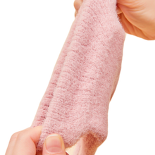 Заредете изображение във визуализатора на галерията – Women's winter telephone gloves with a snowman and a Christmas tree - white and pink
