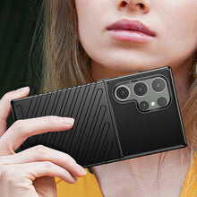 Заредете изображение във визуализатора на галерията – Thunder Case armored case for Samsung Galaxy S24 Ultra - black
