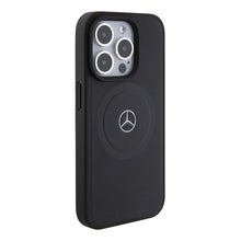Заредете изображение във визуализатора на галерията – Original Case MERCEDES hardcase Crossed Lines Pattern
Leather MagSafe MEHMP15X23RMMK for Iphone 15 Pro Max Black

