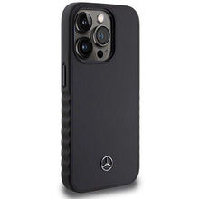 Заредете изображение във визуализатора на галерията – Mercedes Smooth Leather case for iPhone 15 Pro Max - black
