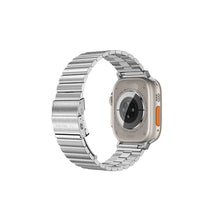Заредете изображение във визуализатора на галерията – Amazing Thing Band Titan Steel Band TSE49GY for Apple Watch 49/45 silver
