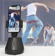 Заредете изображение във визуализатора на галерията – Phone holder with 360° face tracking P1 black
