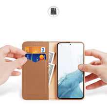 Заредете изображение във визуализатора на галерията – DUX DUCIS Hivo - Leather Wallet Case for Samsung Galaxy S24 Ultra black
