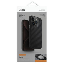 Заредете изображение във визуализатора на галерията – Uniq case Keva iPhone 15 Pro 6.1" Magclick Charging black/carbon black
