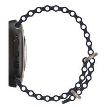 Заредете изображение във визуализатора на галерията – SPIGEN THIN FIT 360 APPLE WATCH ULTRA (49 MM) BLACK
