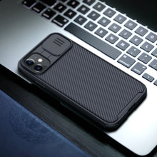 Заредете изображение във визуализатора на галерията – Nillkin CamShield Pro Magnetic Case for Iphone 11 black
