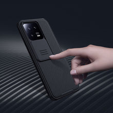 Заредете изображение във визуализатора на галерията – Nillkin CamShield Pro Case case for Xiaomi 13 cover with camera cover black
