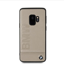 Заредете изображение във визуализатора на галерията – BMW BMHCS9LLST S9 G960 beige/taupe hard case
