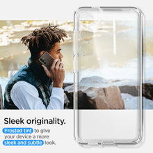Заредете изображение във визуализатора на галерията – Case SPIGEN Ultra Hybrid ACS07349 for Samsung Galaxy S24 - Crystal Clear
