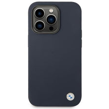 Заредете изображение във визуализатора на галерията – Case BMW BMHMP14LSILNA iPhone 14 Pro 6.1" navy blue/navy Silicone Metal Logo MagSafe
