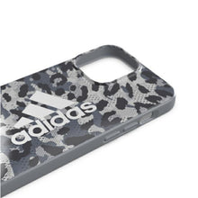 Заредете изображение във визуализатора на галерията – Adidas OR Snap Case Leopard iPhone 13 Pro Max 6,7" szary/grey 47262
