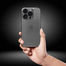 Заредете изображение във визуализатора на галерията – Roar Pure Simple Fit Case - for iPhone 15 Pro Clear
