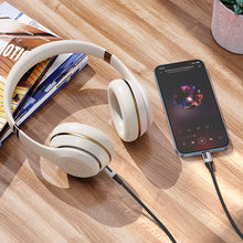 Заредете изображение във визуализатора на галерията – Borofone Cable BL19 Creator - jack 3,5mm to Lightning - 1 metre black
