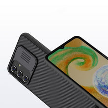 Заредете изображение във визуализатора на галерията – Nillkin CamShield Case for Samsung Galaxy A04 cover with camera cover black
