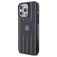 Заредете изображение във визуализатора на галерията – Original Case MERCEDES hardcase Double Layer Crossed
Lines MagSafe MEHMP15L23HRSK for Iphone 15 Pro Black
