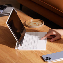Заредете изображение във визуализатора на галерията – Baseus Brilliance magnetic case wireless keyboard with backlit keys and display iPad Pro 11" (2018/2020/2021/2022) / iPad Air 4 10.9" / iPad Air 5 10.9" white
