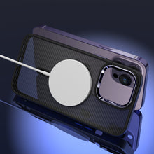 Заредете изображение във визуализатора на галерията – Tel Protect Magnetic Carbon Case for Iphone 15 Black-purple
