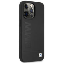 Заредете изображение във визуализатора на галерията – Case BMW BMHCP13LSLBLBK iPhone 13 Pro / 13 6.1" black/black hardcase Silicone Signature Logo

