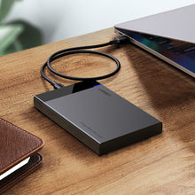 Заредете изображение във визуализатора на галерията – Ugreen adapter enclosure for SATA 2.5'' drive bay USB C 3.0 black (US221)
