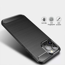 Заредете изображение във визуализатора на галерията – Back Case CARBON for IPHONE 15 PLUS Black
