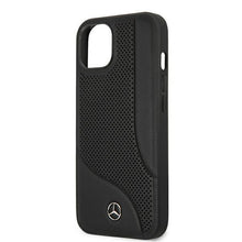 Заредете изображение във визуализатора на галерията – Mercedes MEHCP13MCDOBK iPhone 13 6,1" czarny/black hardcase Leather Perforated Area
