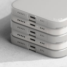 Заредете изображение във визуализатора на галерията – Ringke Slim case for iPhone 14 Plus ultra-thin semi-transparent case
