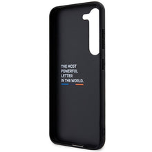 Заредете изображение във визуализатора на галерията – Original faceplate case BMW BMHCS23M22NBCK for SAMSUNG S23 Plus (Carbon Case Bottom Horizontal Blue Line and Metal Logo / black)
