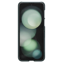 Заредете изображение във визуализатора на галерията – Spigen TOUGH ARMOR PRO GALAXY Z Flip 5 ABYSS GREEN
