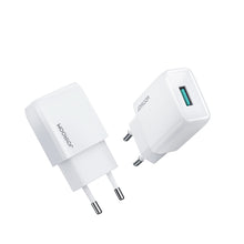 Заредете изображение във визуализатора на галерията – Joyroom USB wall charger 2,1 A white (L-1A101)
