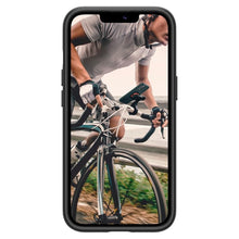 Заредете изображение във визуализатора на галерията – Spigen geralock gcf143 bike mount гръб за iphone 13 black - TopMag
