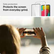Заредете изображение във визуализатора на галерията – Spigen alm glass fc for samsung galaxy m53 5g black - TopMag
